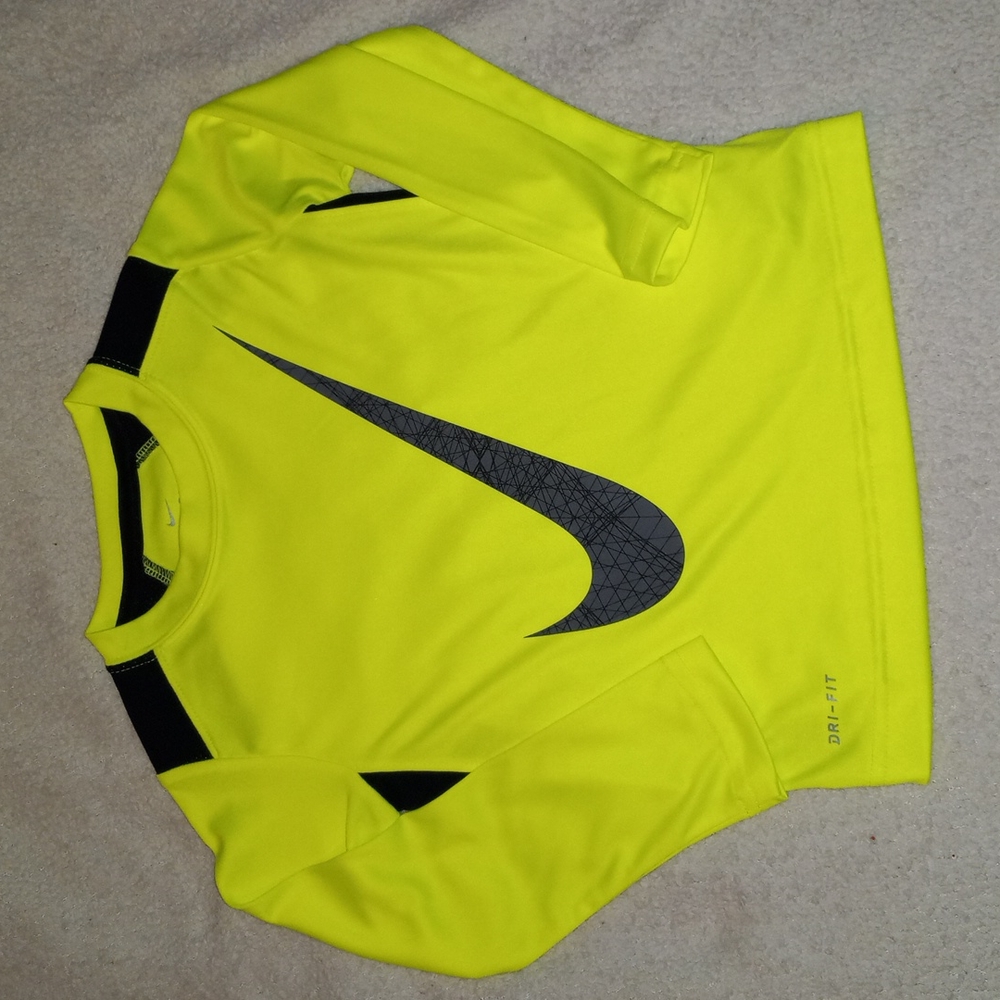 Nike Drifit long sleeve